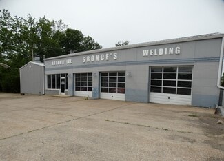 Pinckneyville, IL Auto Repair - 105 W Water St
