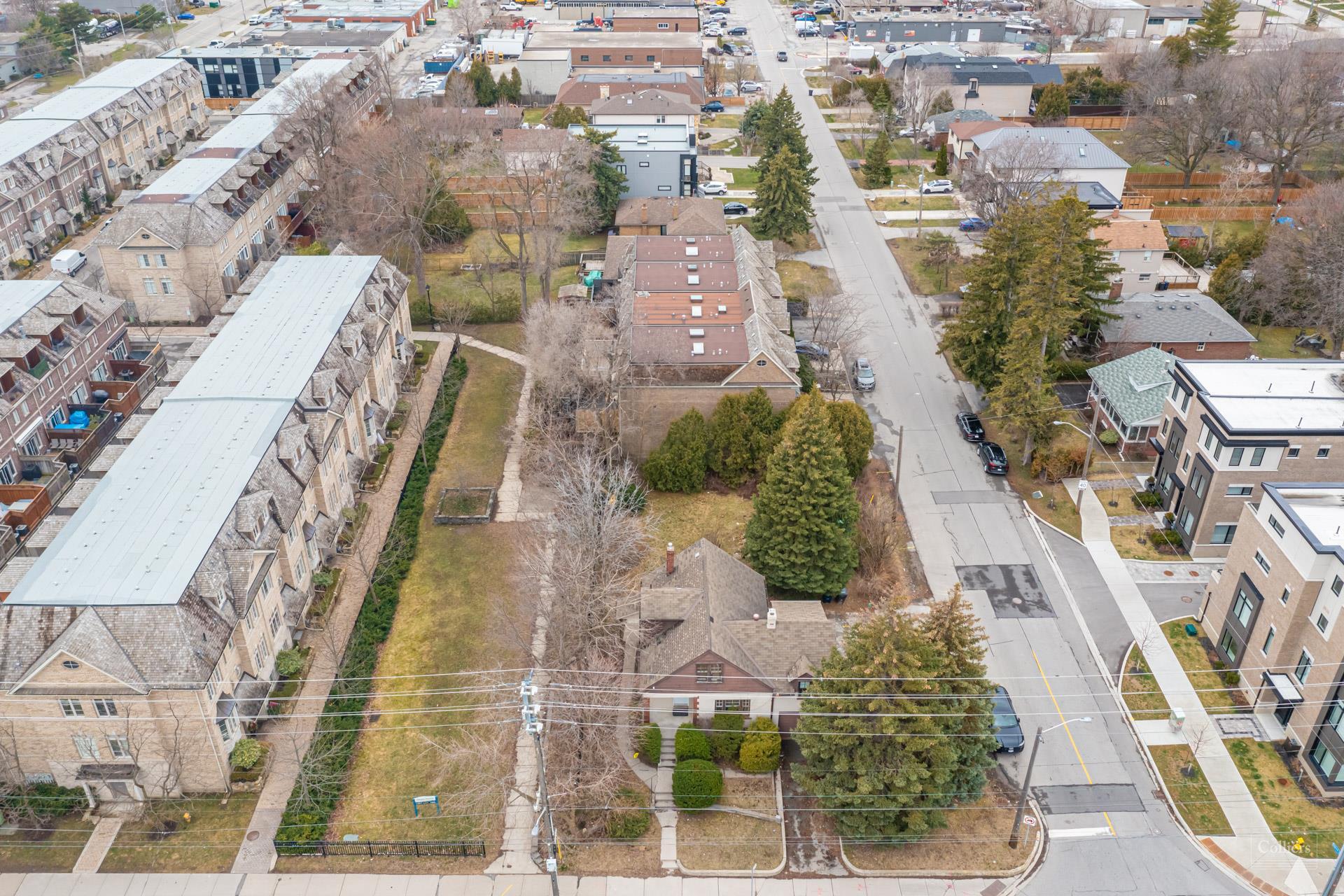 1122 Islington Av, Toronto, ON for Sale