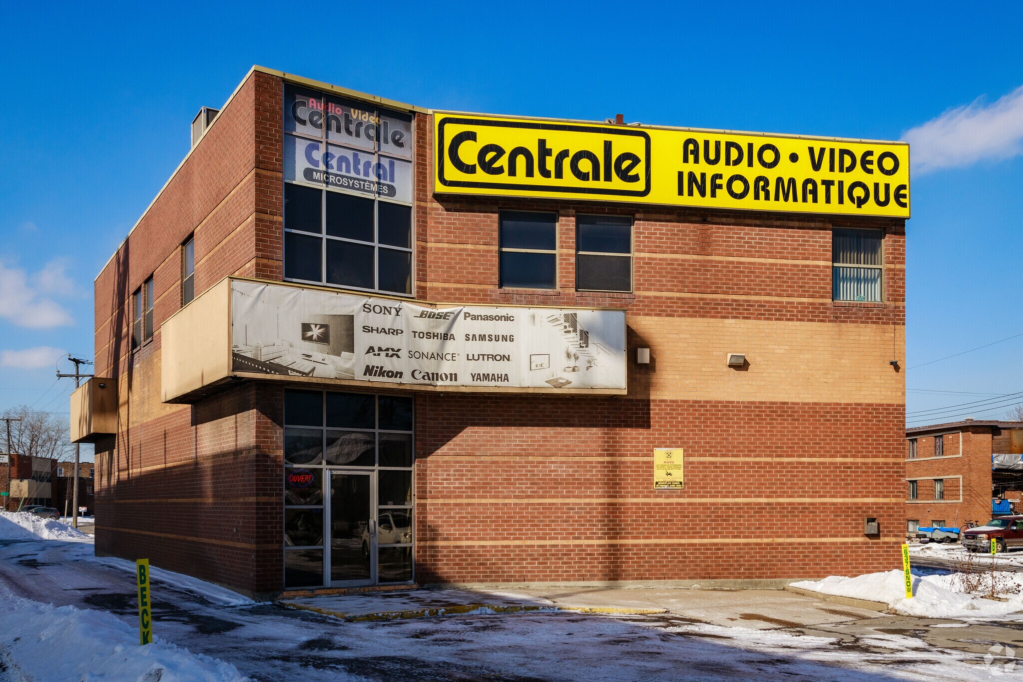 350 Av Des Érables, Montréal, QC for Sale