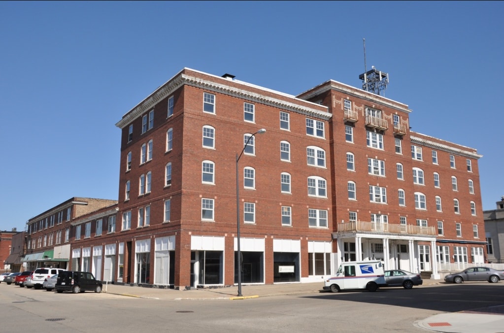 217 Marquette St, La Salle, IL for Sale