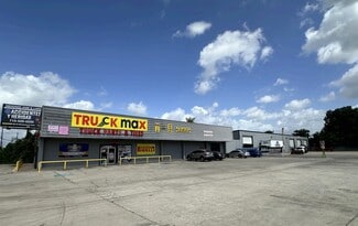 Houston, TX Warehouse - 9905 Clinton Dr