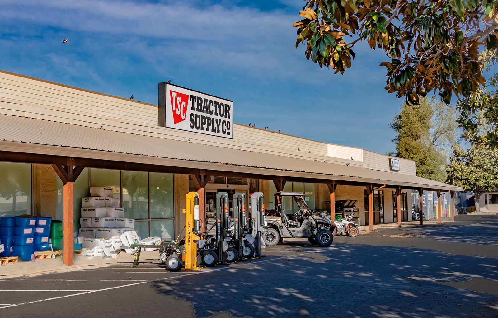 1940-2020 Feather River Blvd, Oroville, CA for Rent