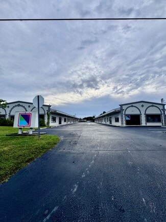 Artisan's Plaza - 5760 Shirley St
