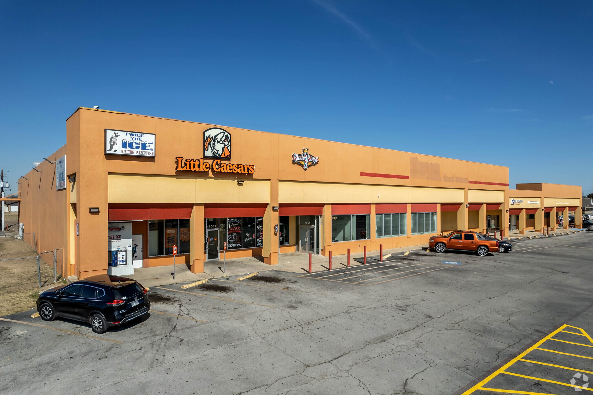 1007-1065 W Pleasant Run Rd, Lancaster, TX for Rent