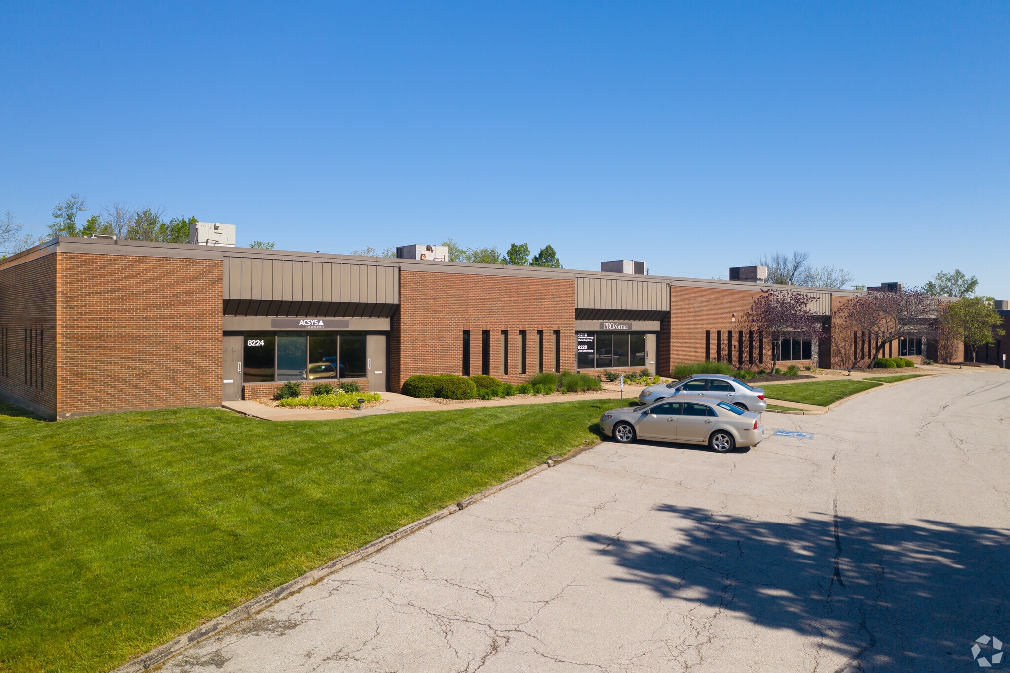 8210-8224 Nieman Rd, Lenexa, KS for Sale