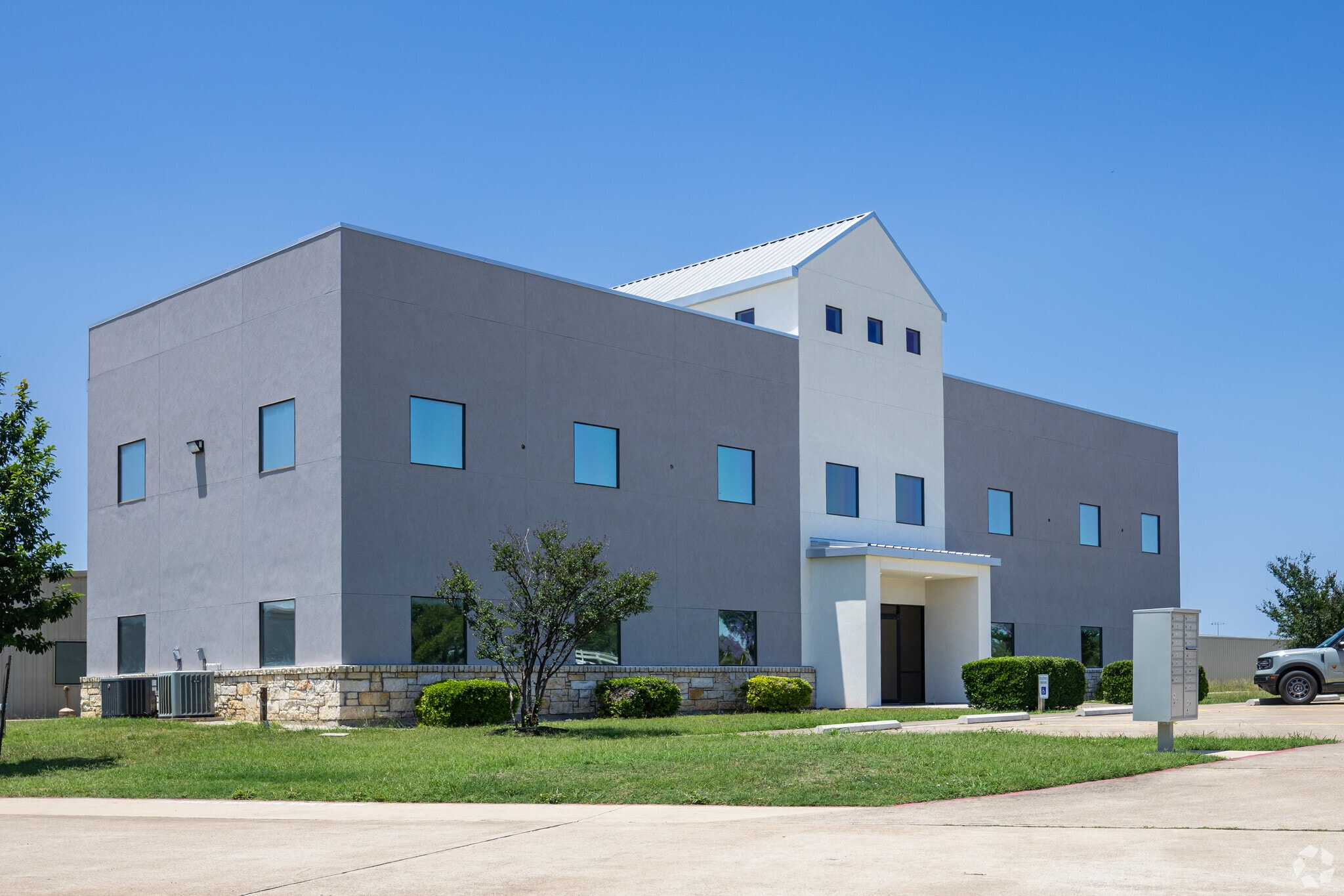 12901 W State Highway 29, Liberty Hill, TX for Rent