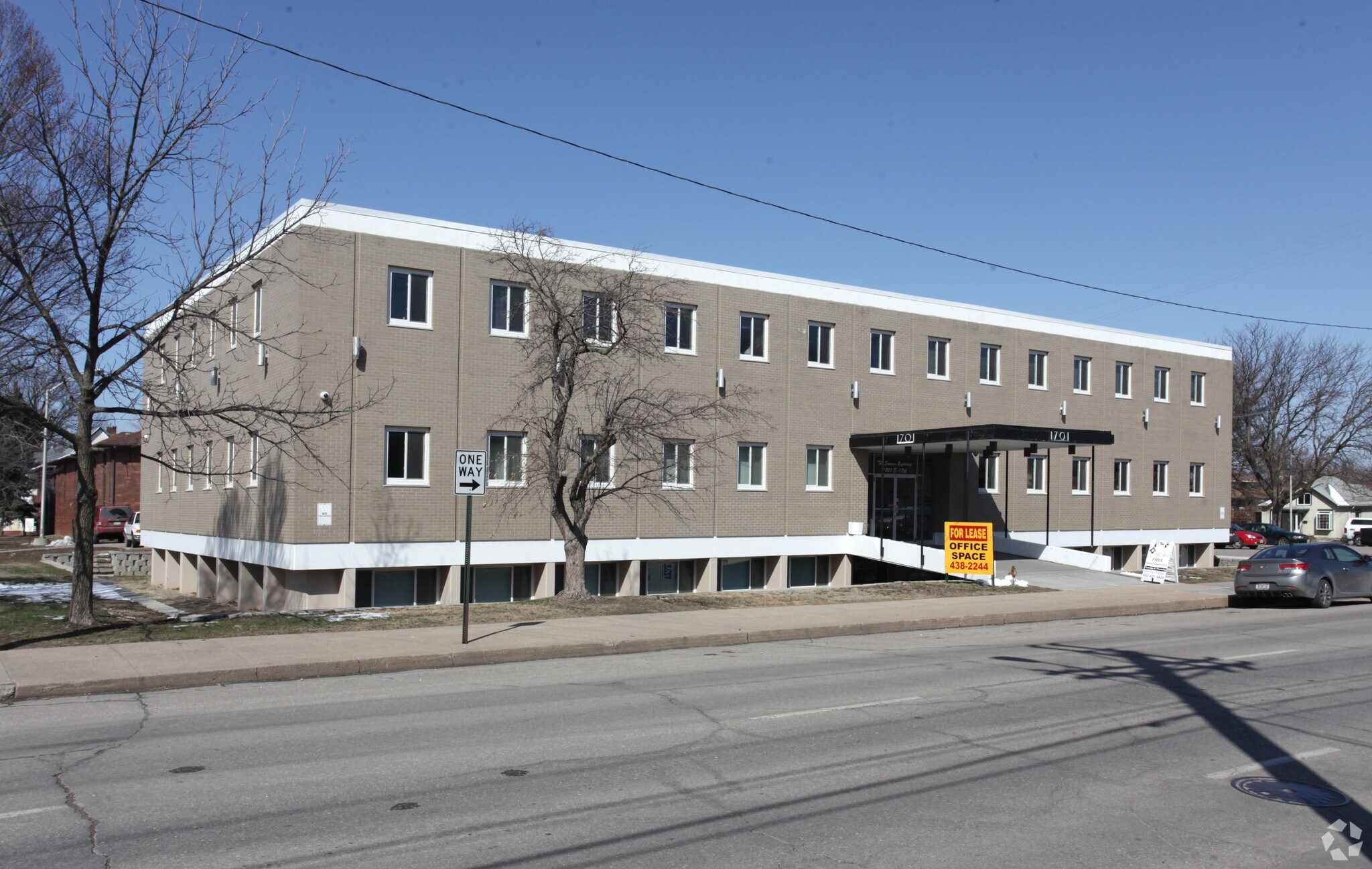 1701 S 17th St, Lincoln, NE for Rent