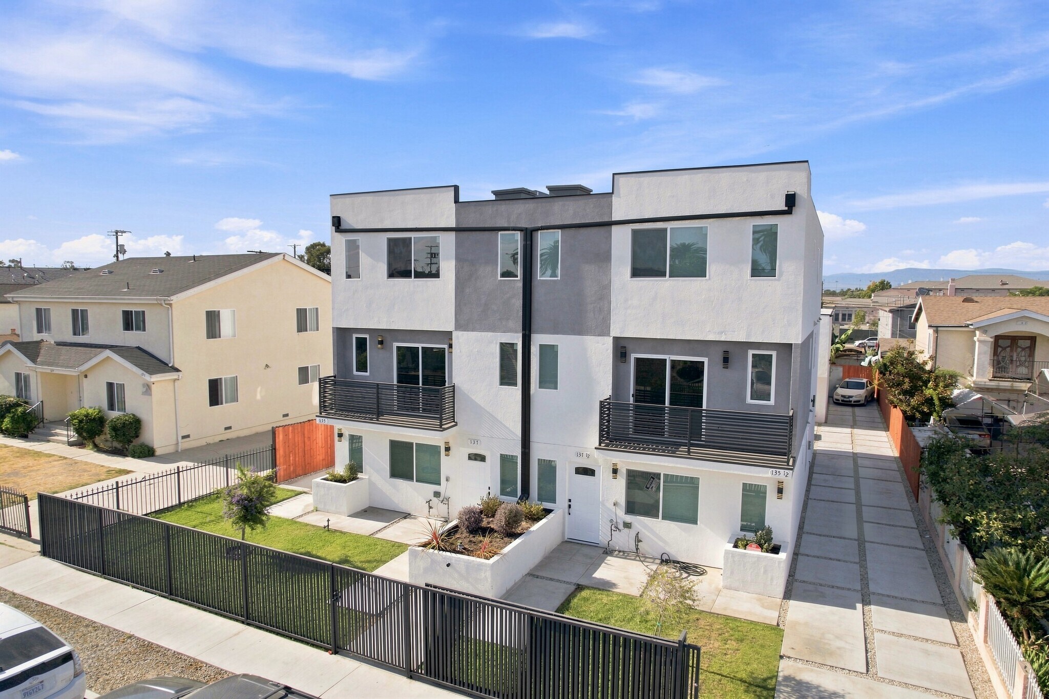 135 E 119th St, Los Angeles, CA for Sale