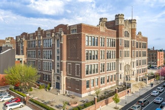 Philadelphia, PA Retail - 220 S 47th St