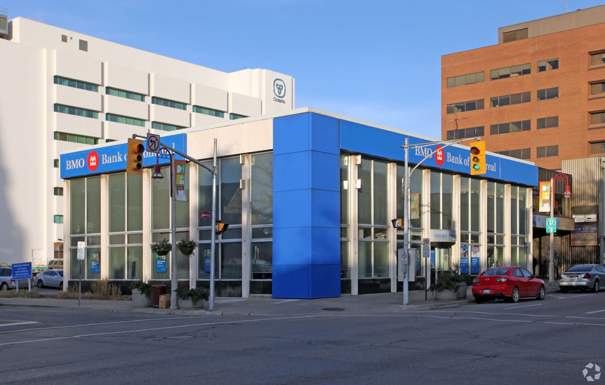 38 Simcoe St S, Oshawa, ON for Sale