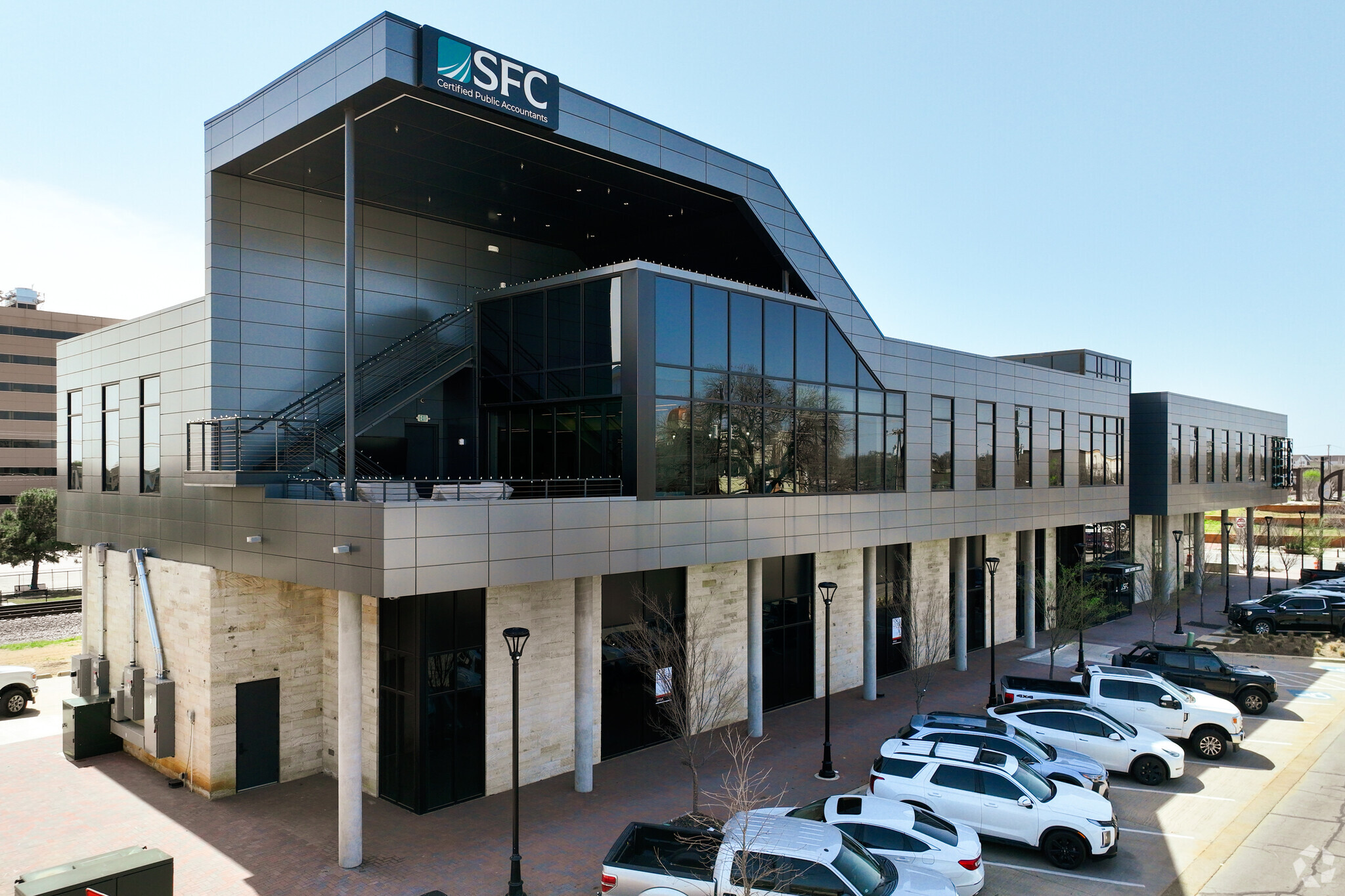 300-380 E. Front Street, Arlington, TX for Rent