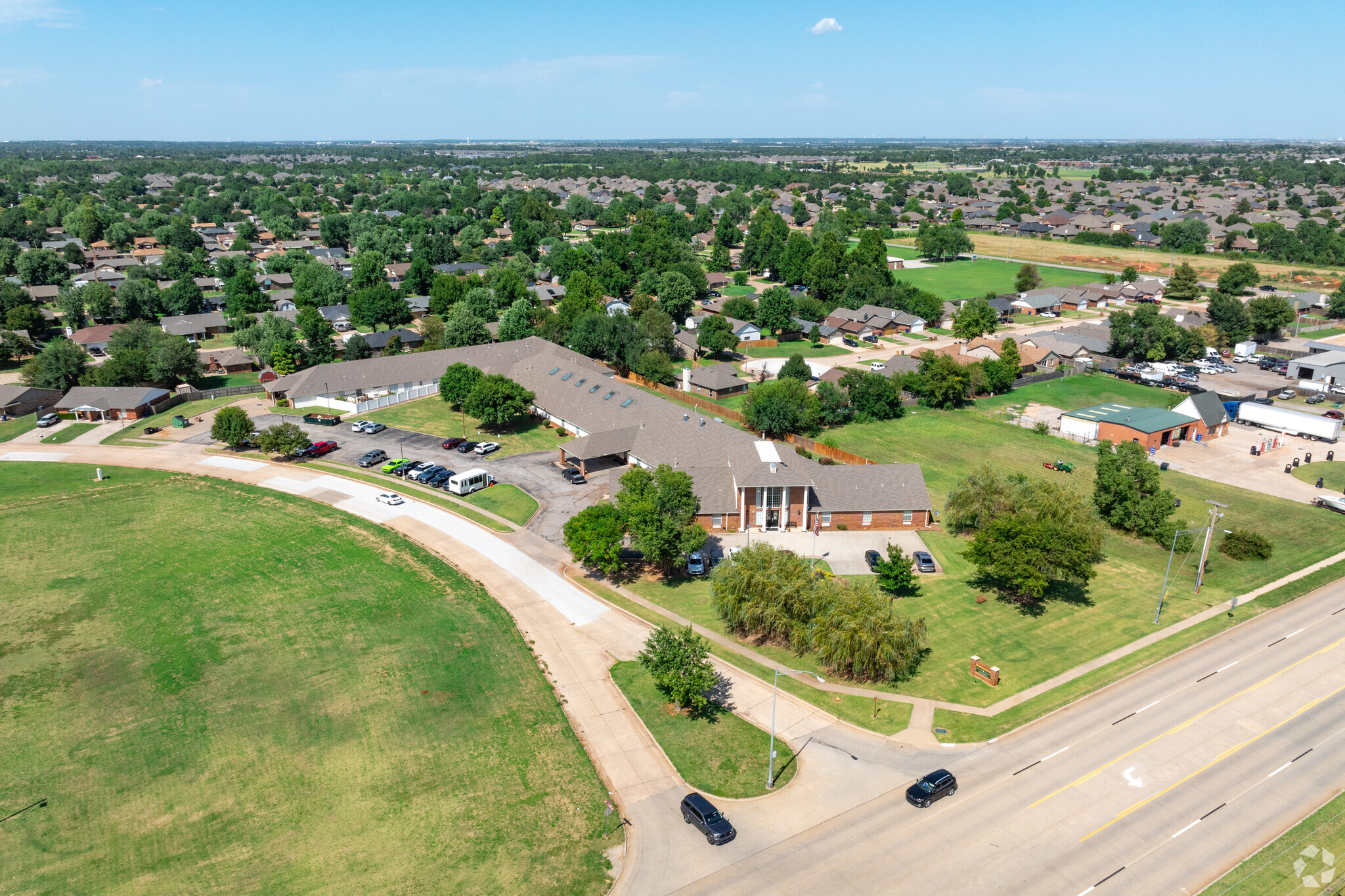 1017 W State Highway 152, Mustang, OK for Sale