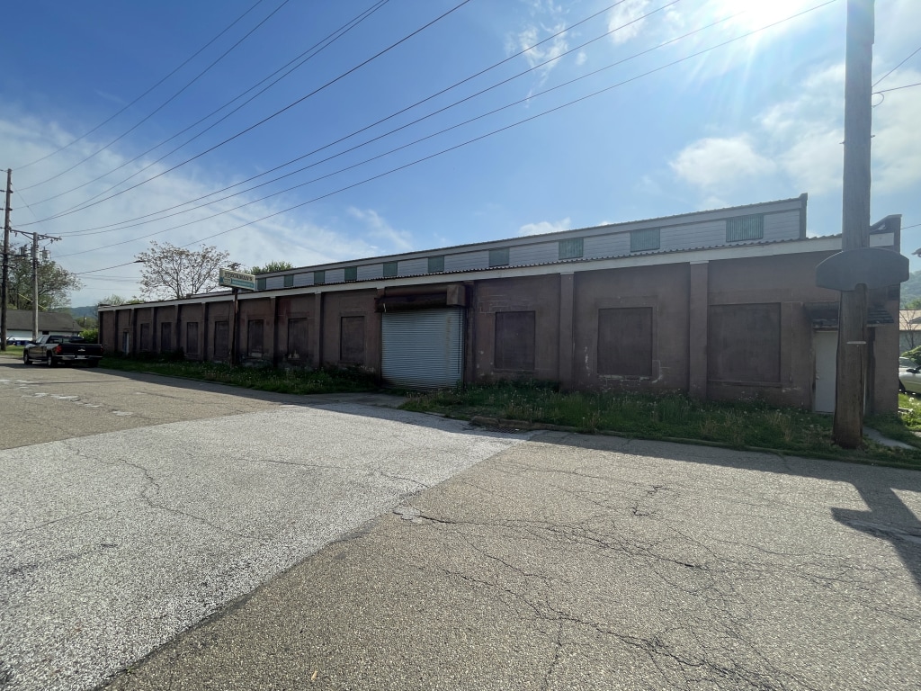 500 N 5th St, Toronto, OH for Sale