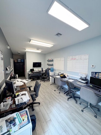 Port Saint Lucie, FL Industrial - 1520 SE Niemeyer Cir