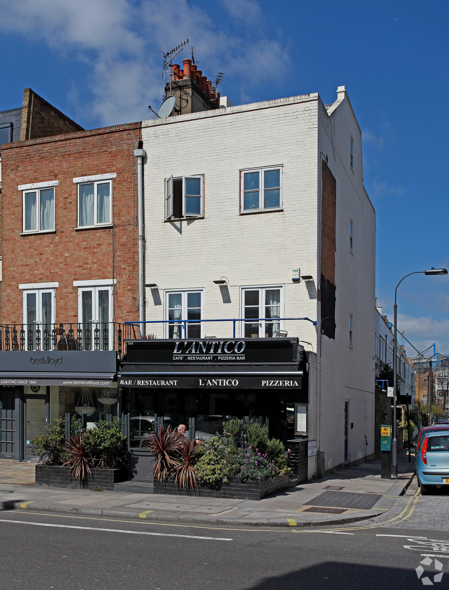 564 Kings Rd, London, LND for Rent