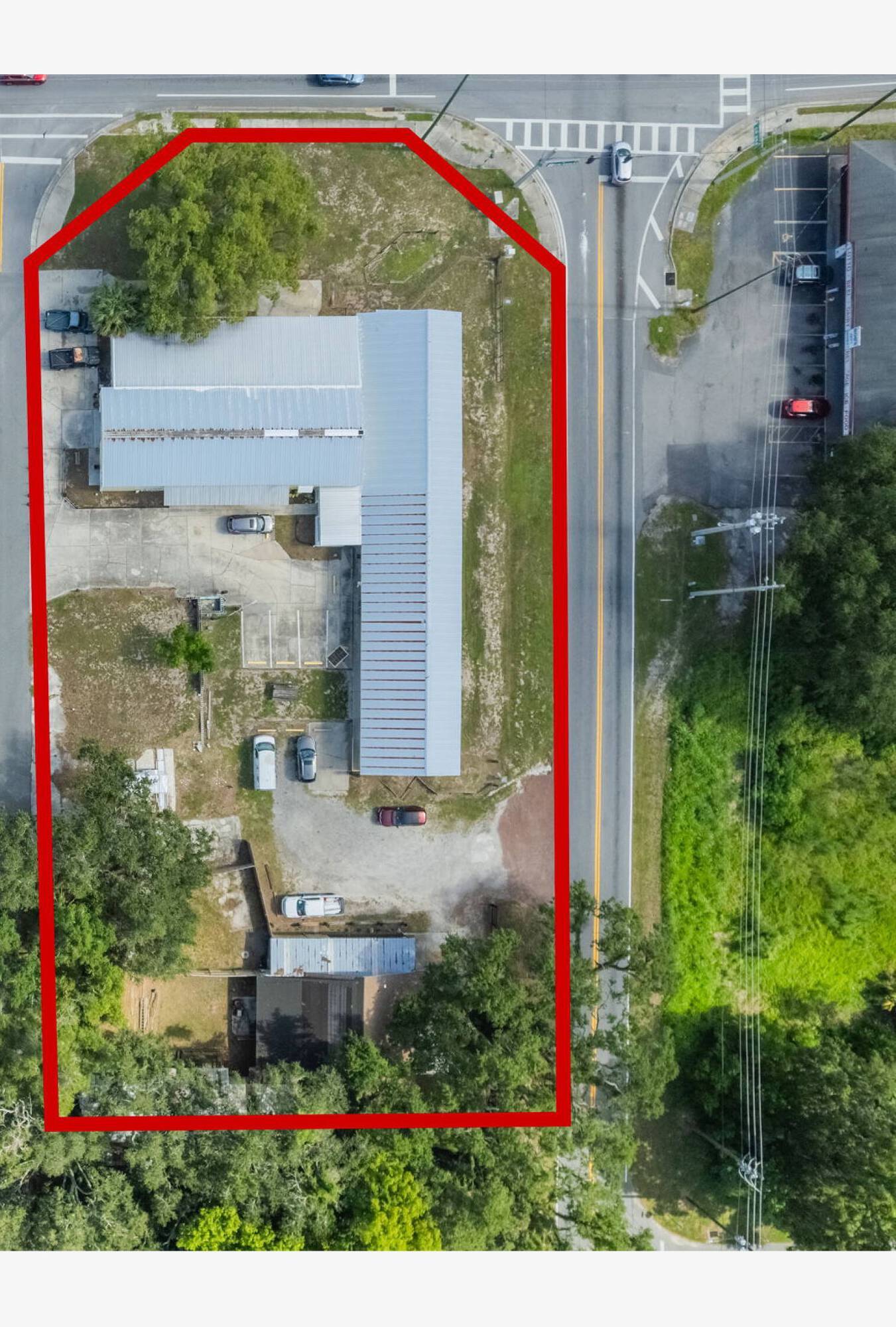 300 N Dixie Ave, Fruitland Park, FL for Sale