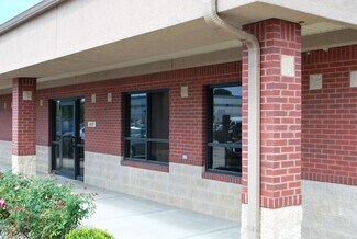 Muncie, IN Medical - 404 W Air Park Dr