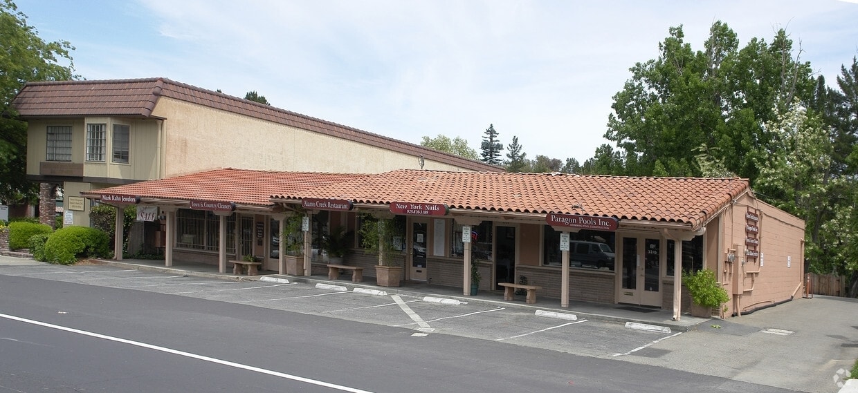 3206-3210 Danville Blvd, Alamo, CA for Rent