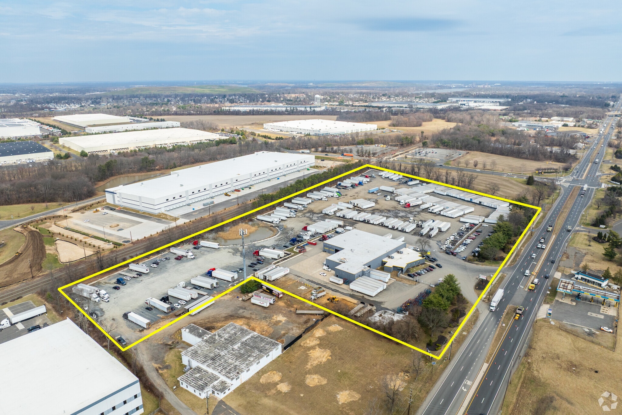 2013 US-130, Burlington, NJ for Rent