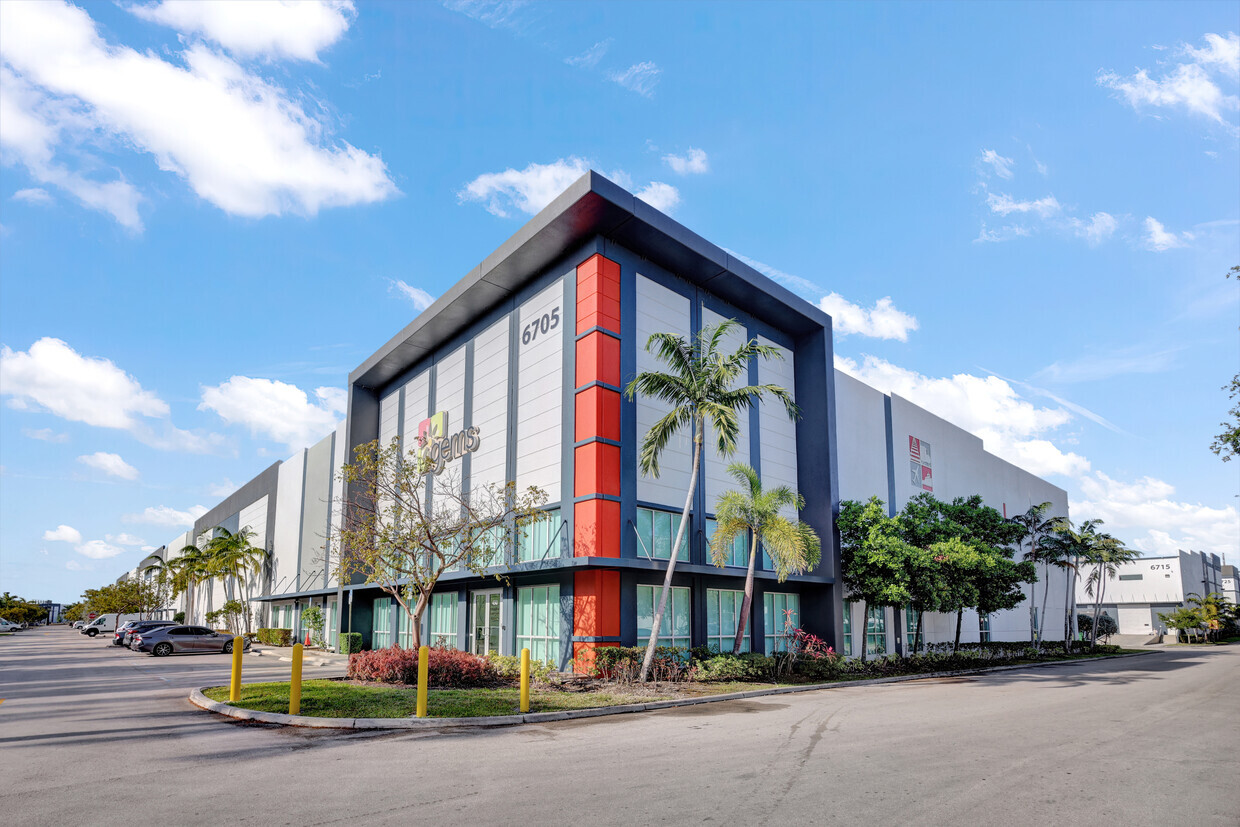 6705 NW 36th St, Miami, FL for Rent