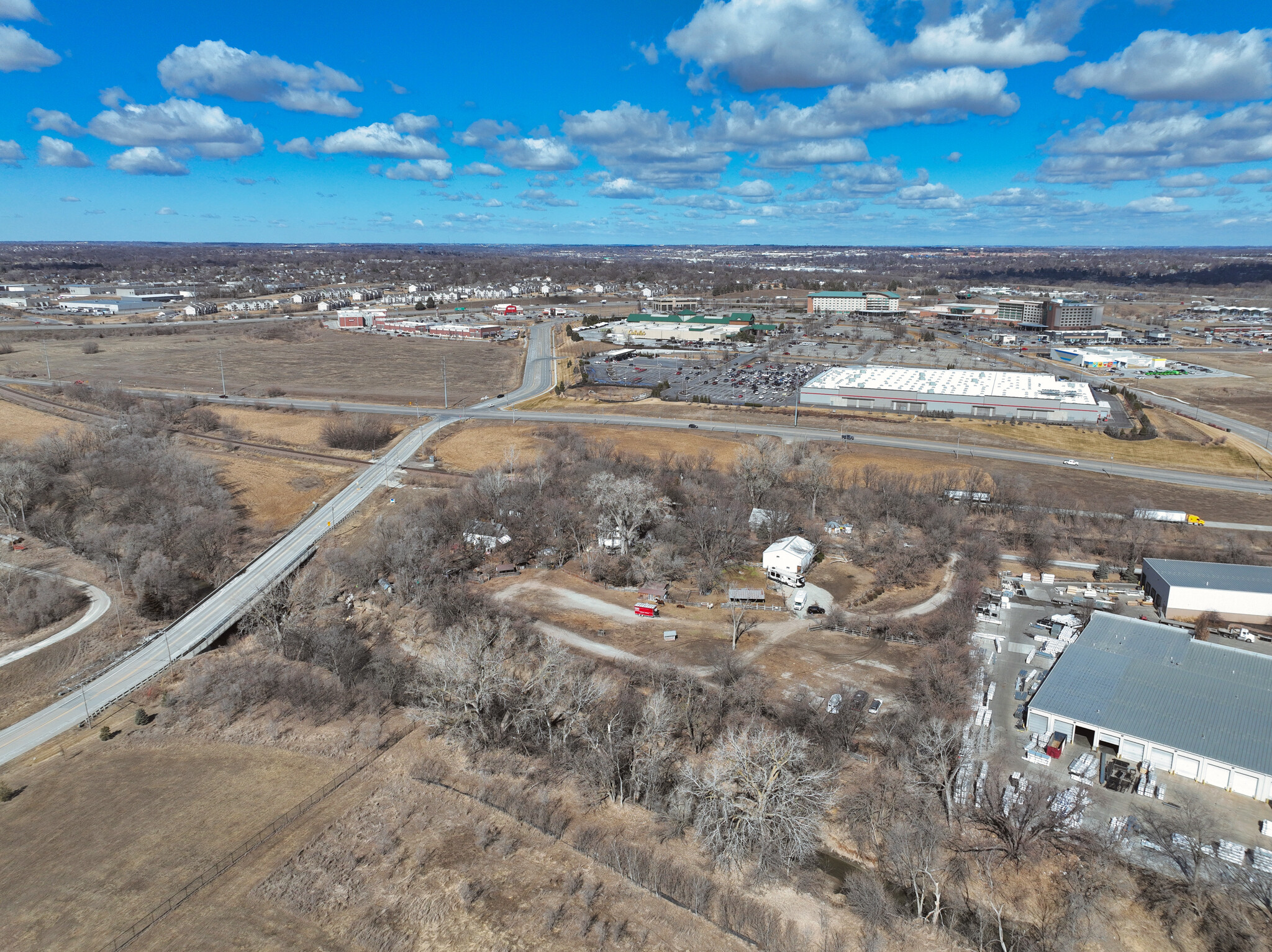 12501 Old Giles Rd, La Vista, NE for Sale