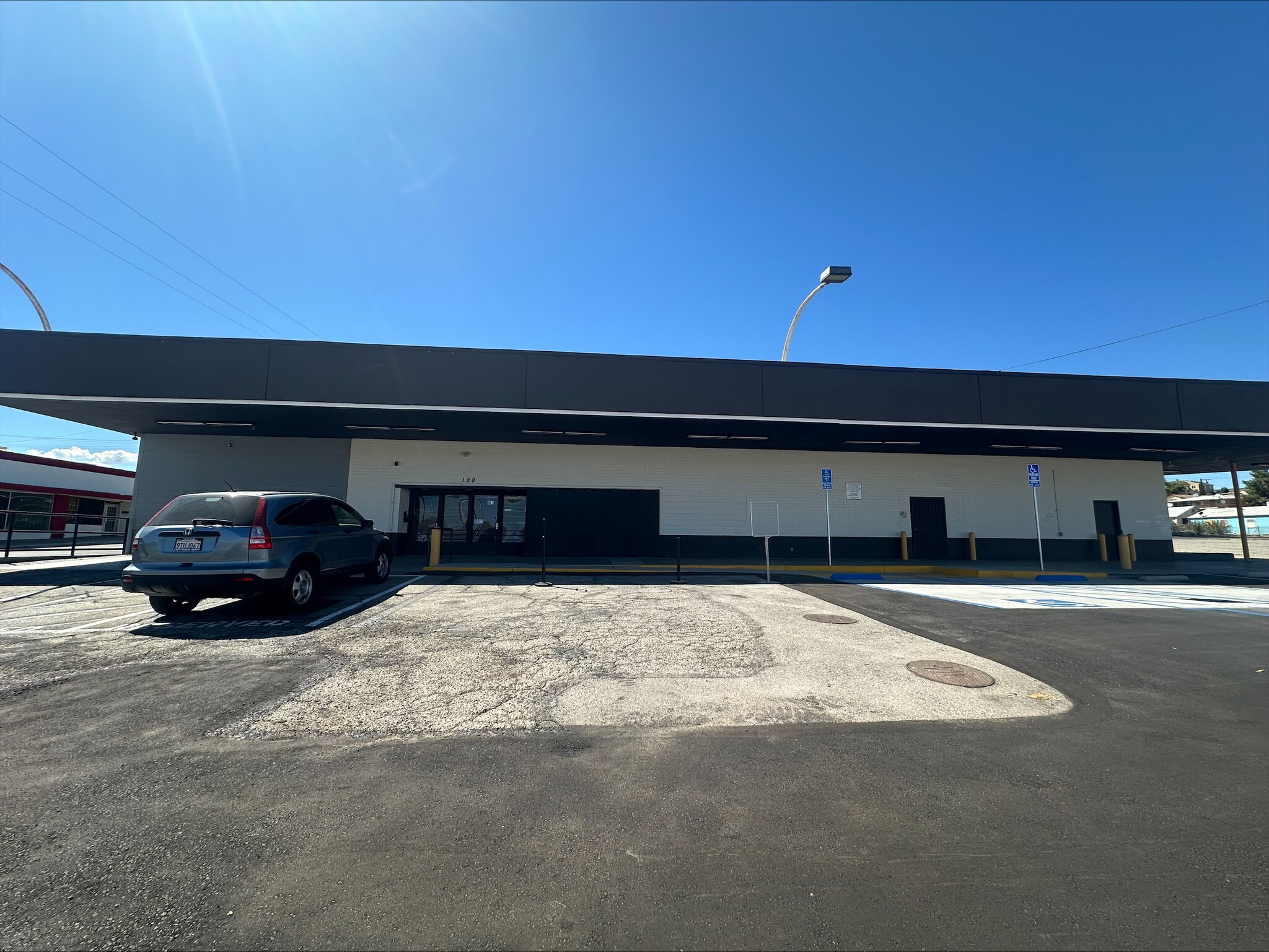 120 S 1st Ave, Barstow, CA for Sale
