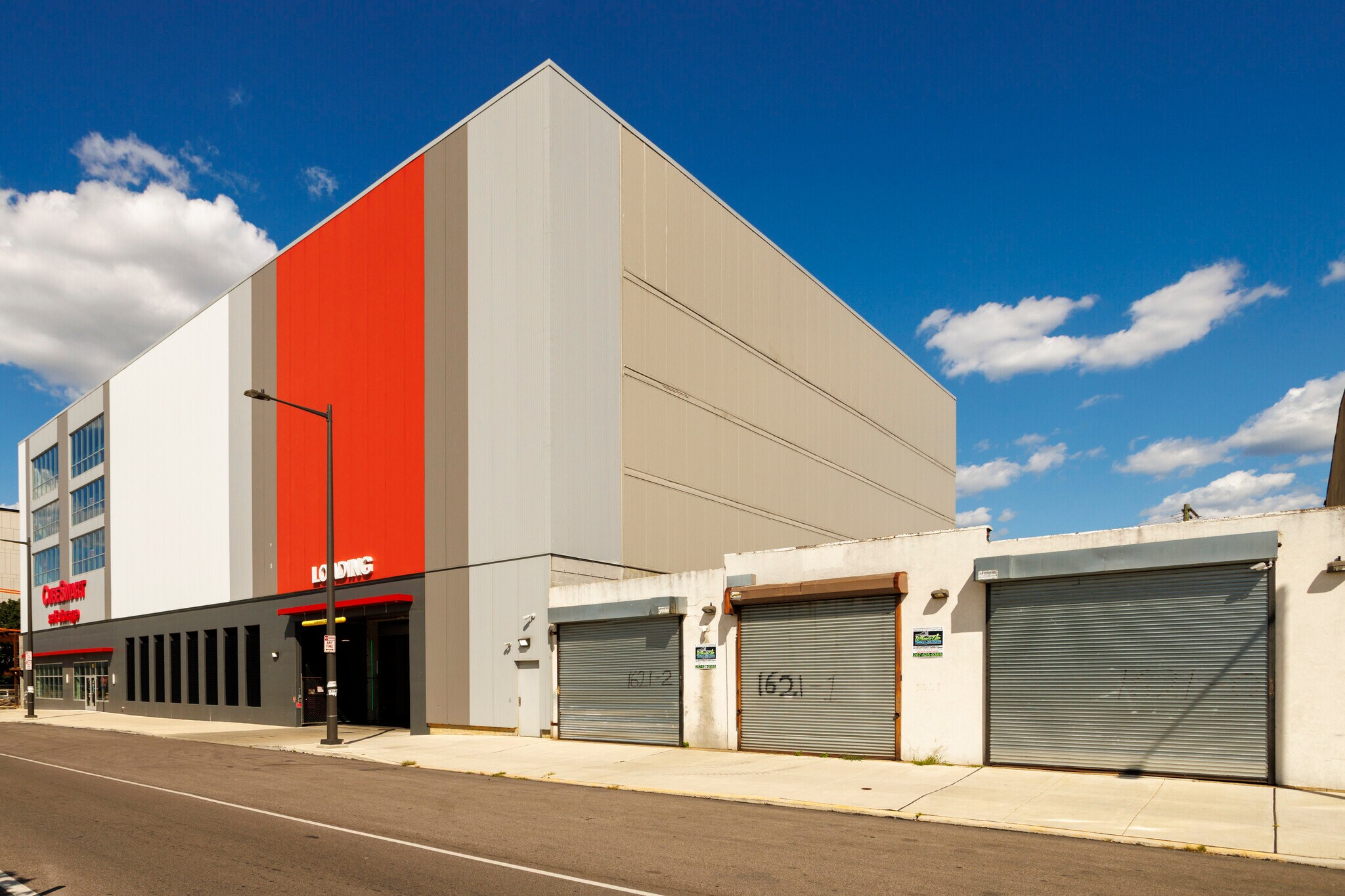 1621 N American St, Philadelphia, PA for Sale