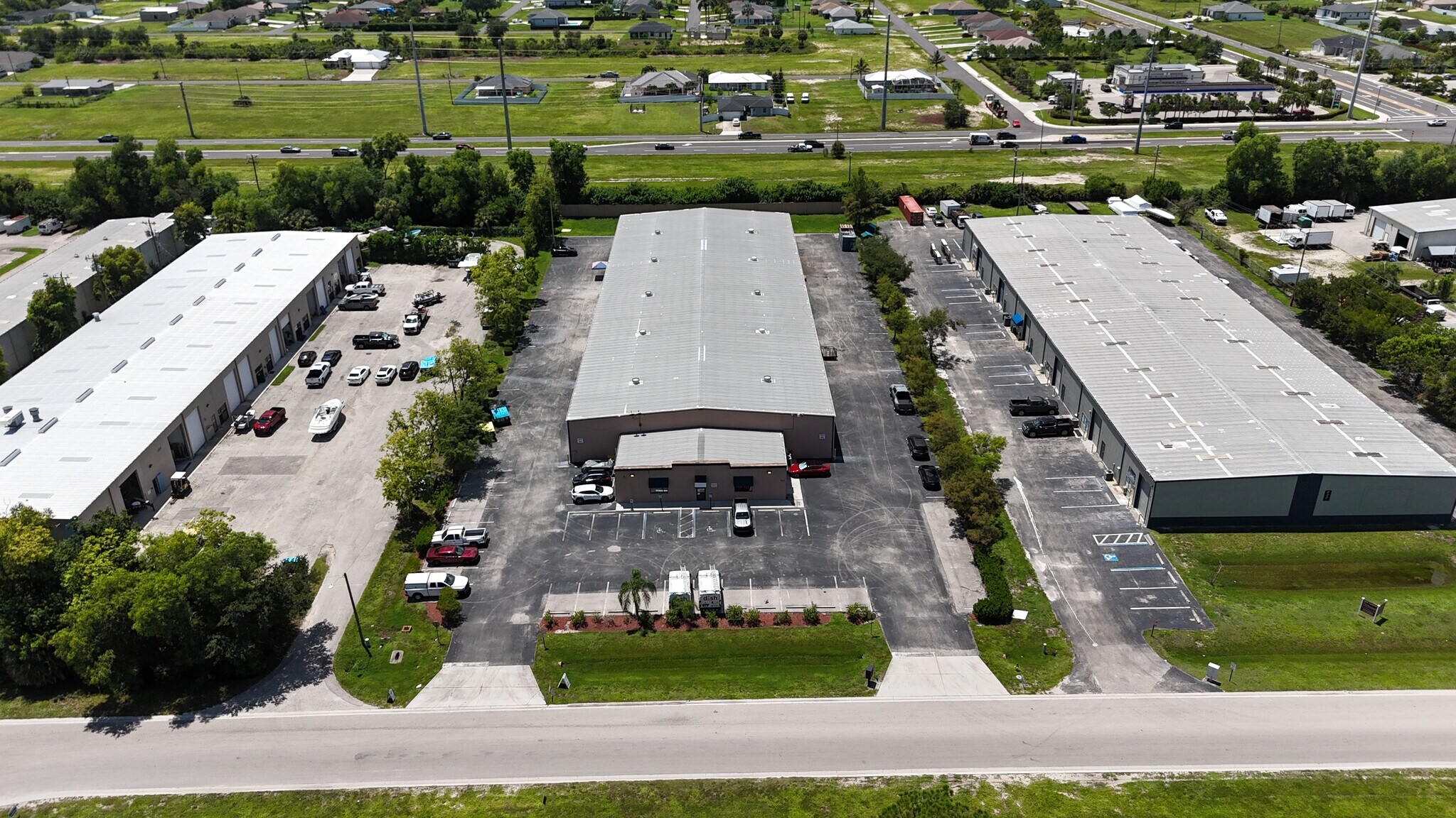 830 NE 24th Ln, Cape Coral, FL for Rent