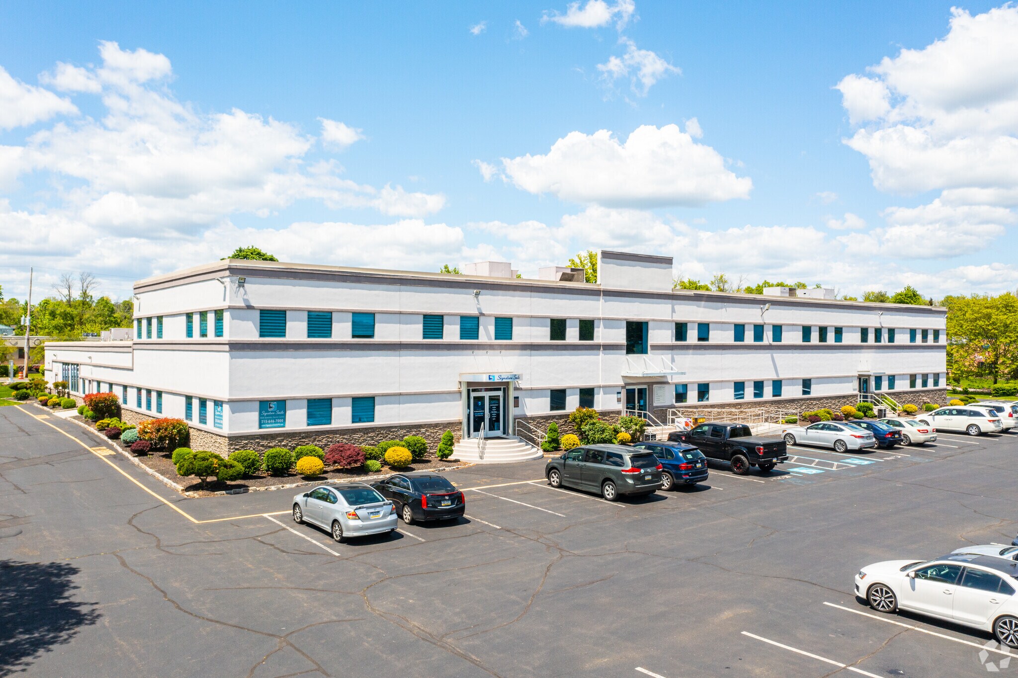 401 Commerce Dr, Fort Washington, PA for Rent