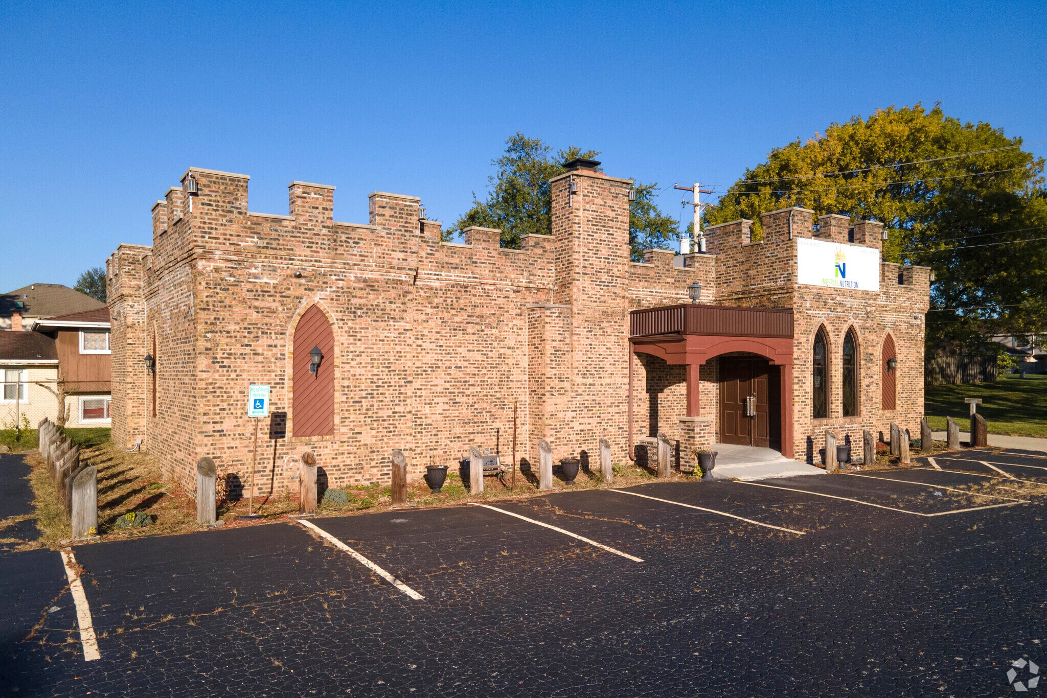 8350 S 88th Ave, Justice, IL for Sale