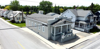 Saint-hyacinthe, QC Funeral Home - 13695 Av De L'église