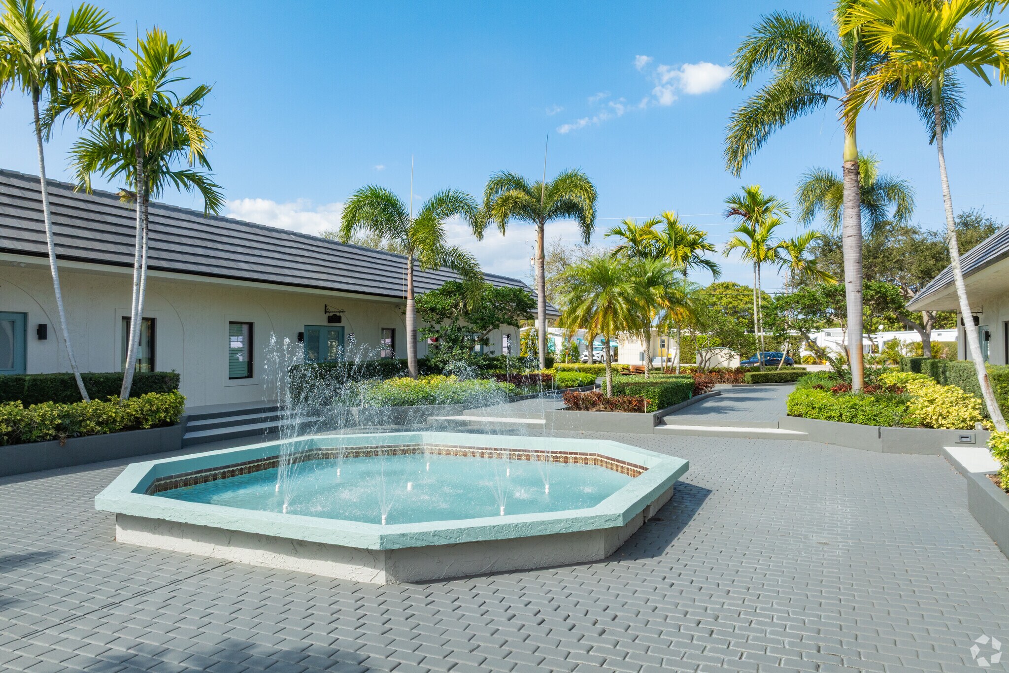 2560 Rca Blvd, Palm Beach Gardens, FL for Sale