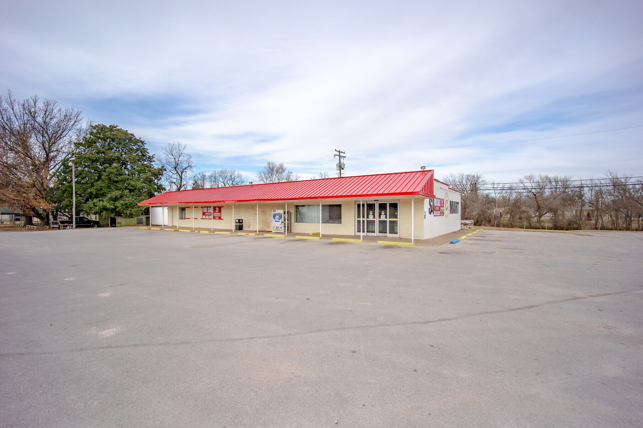 1012 6th St, Maysville, OK for Sale