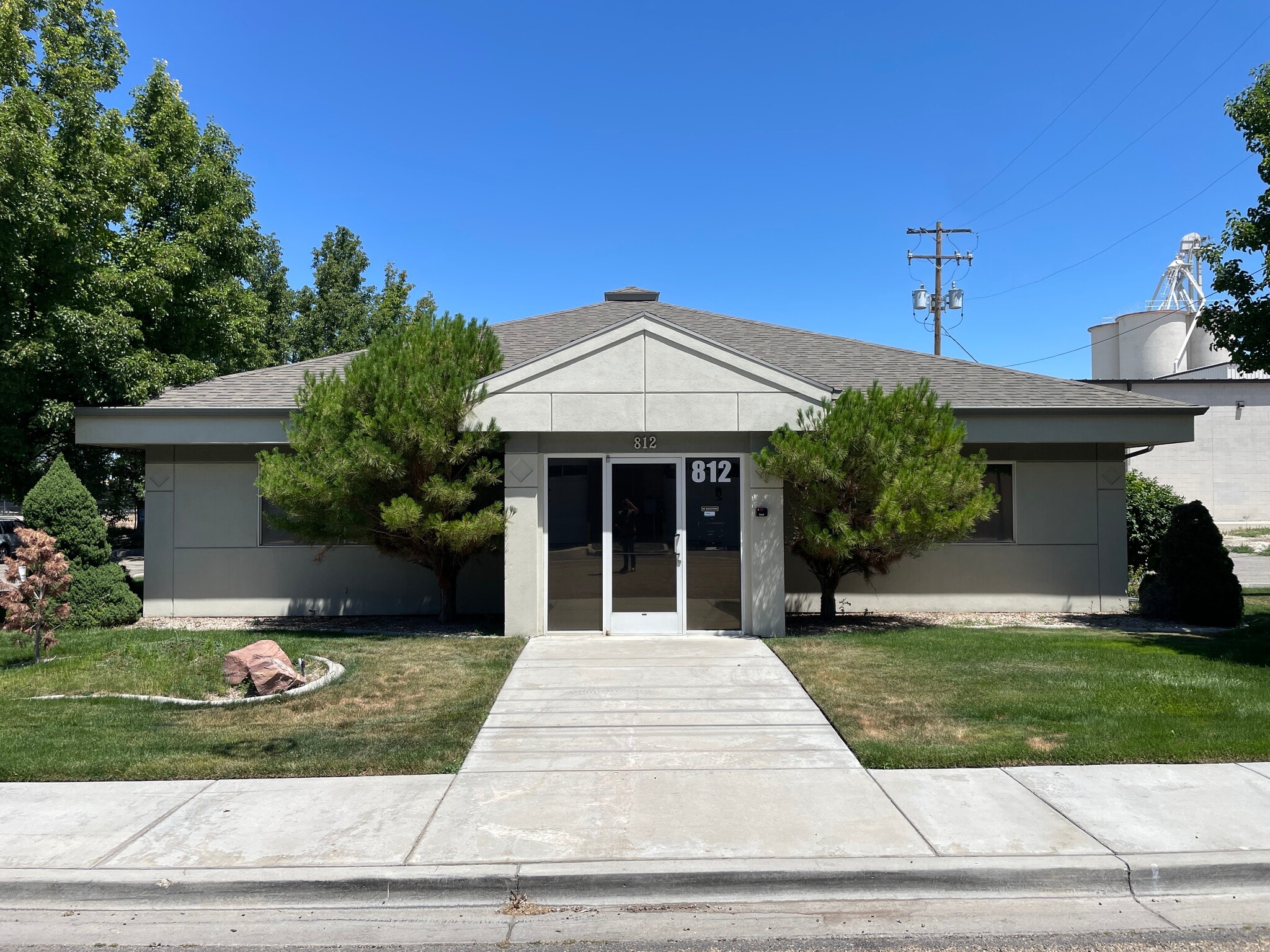 812 1st St S, Nampa, ID for Sale