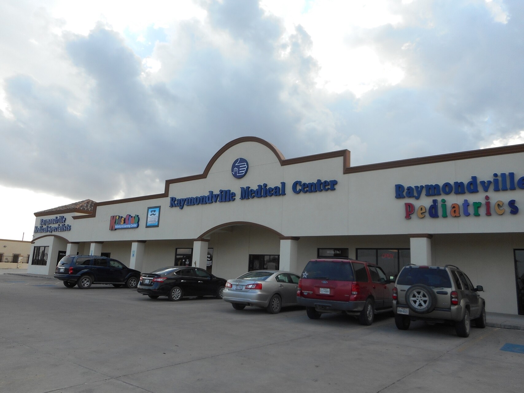 640 S Expressway 77, Raymondville, TX for Rent
