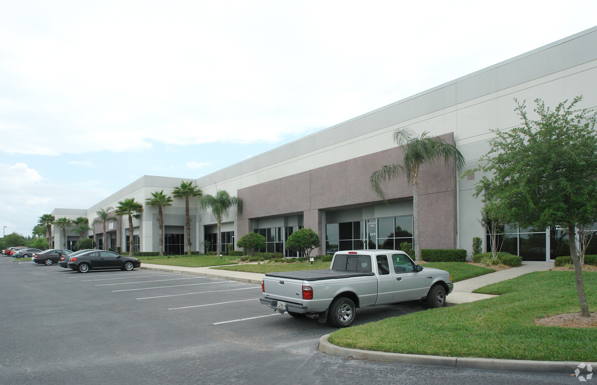 9401-9417 Corporate Lake Dr, Tampa, FL for Rent