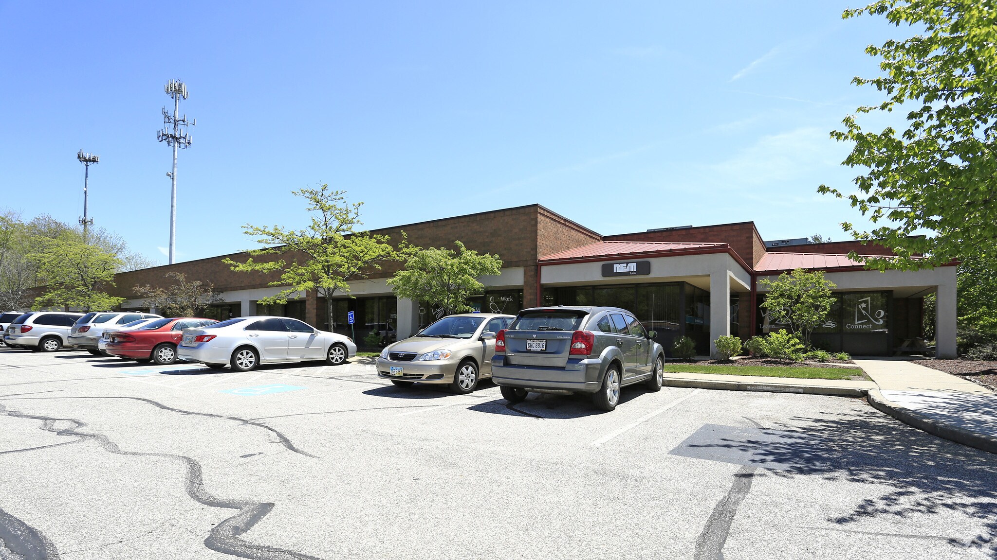 9775 Rockside Rd, Valley View, OH for Rent
