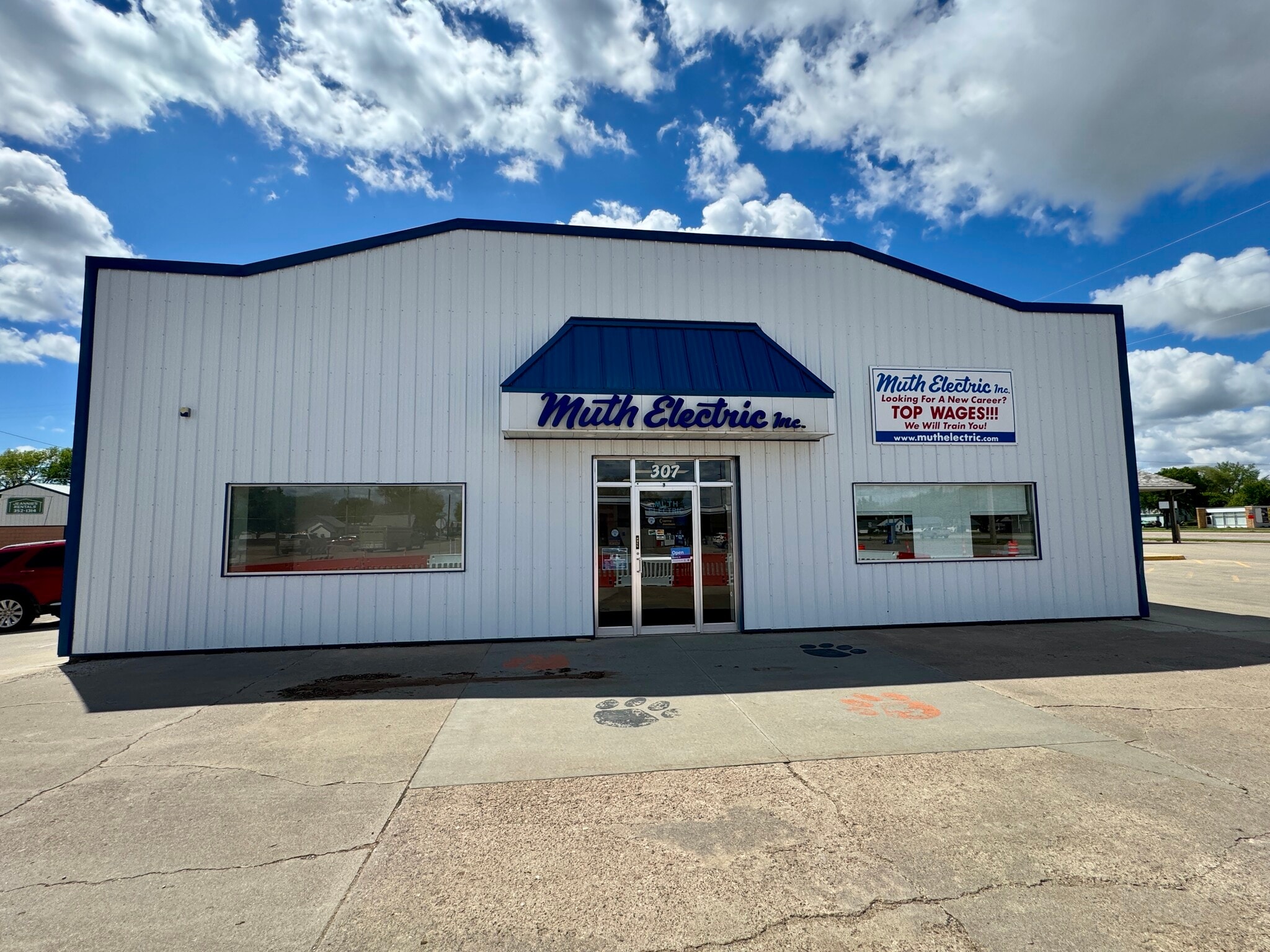 307 Dakota Ave N, Huron, SD for Sale