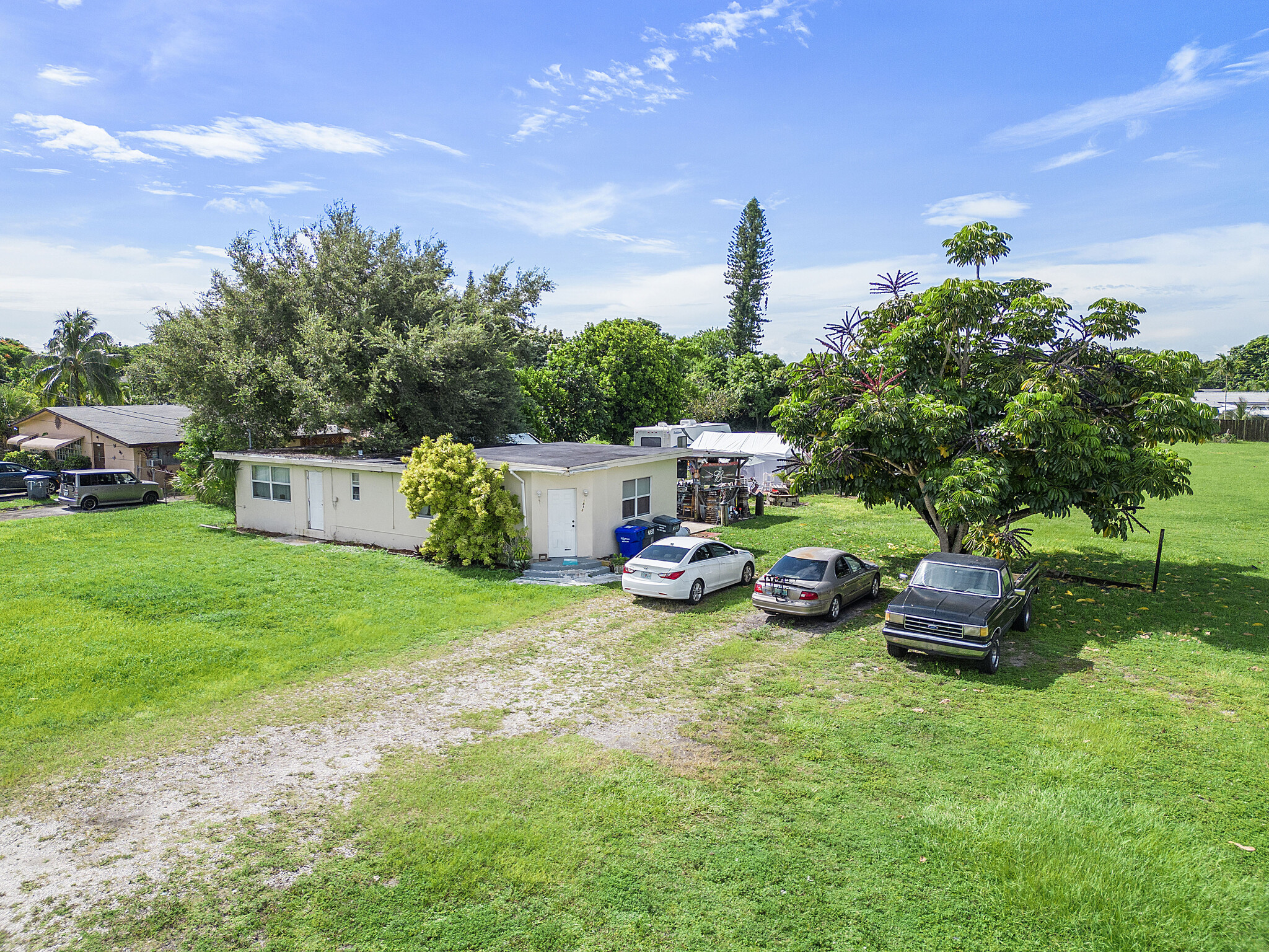 5838 McKinley St, Hollywood, FL for Sale