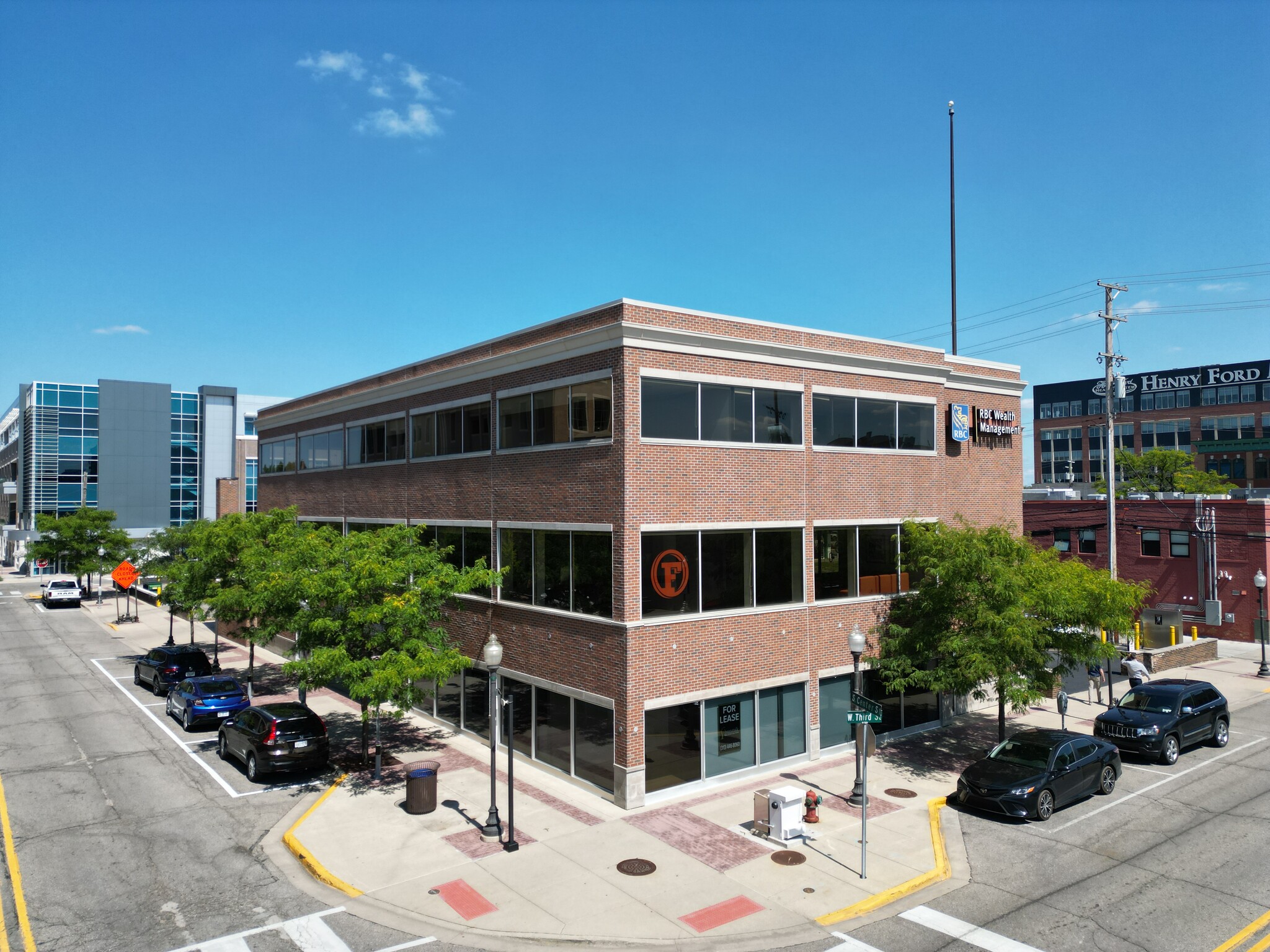 215 S Center St, Royal Oak, MI for Rent