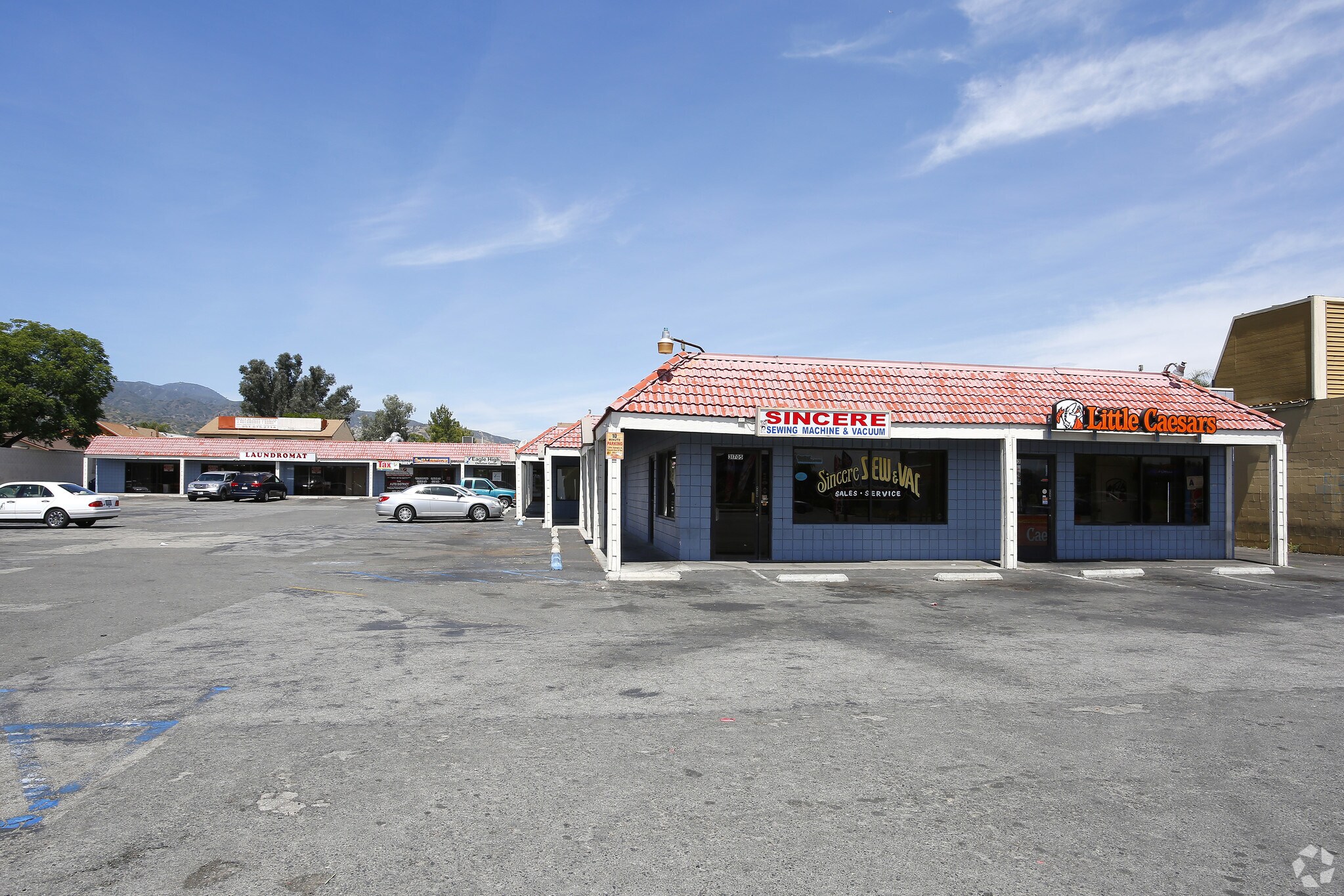 31705-31731 Riverside Dr, Lake Elsinore, CA for Rent