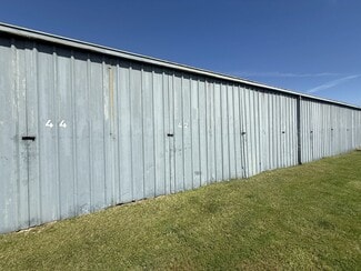 Beaumont, TX Self-Storage Facilities - 1640 Lindbergh Dr