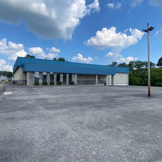 324 E Main St, Springfield, KY for Sale