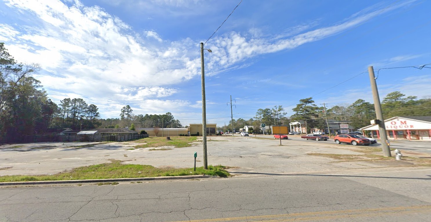 1400 E Jackson St, Thomasville, GA for Sale