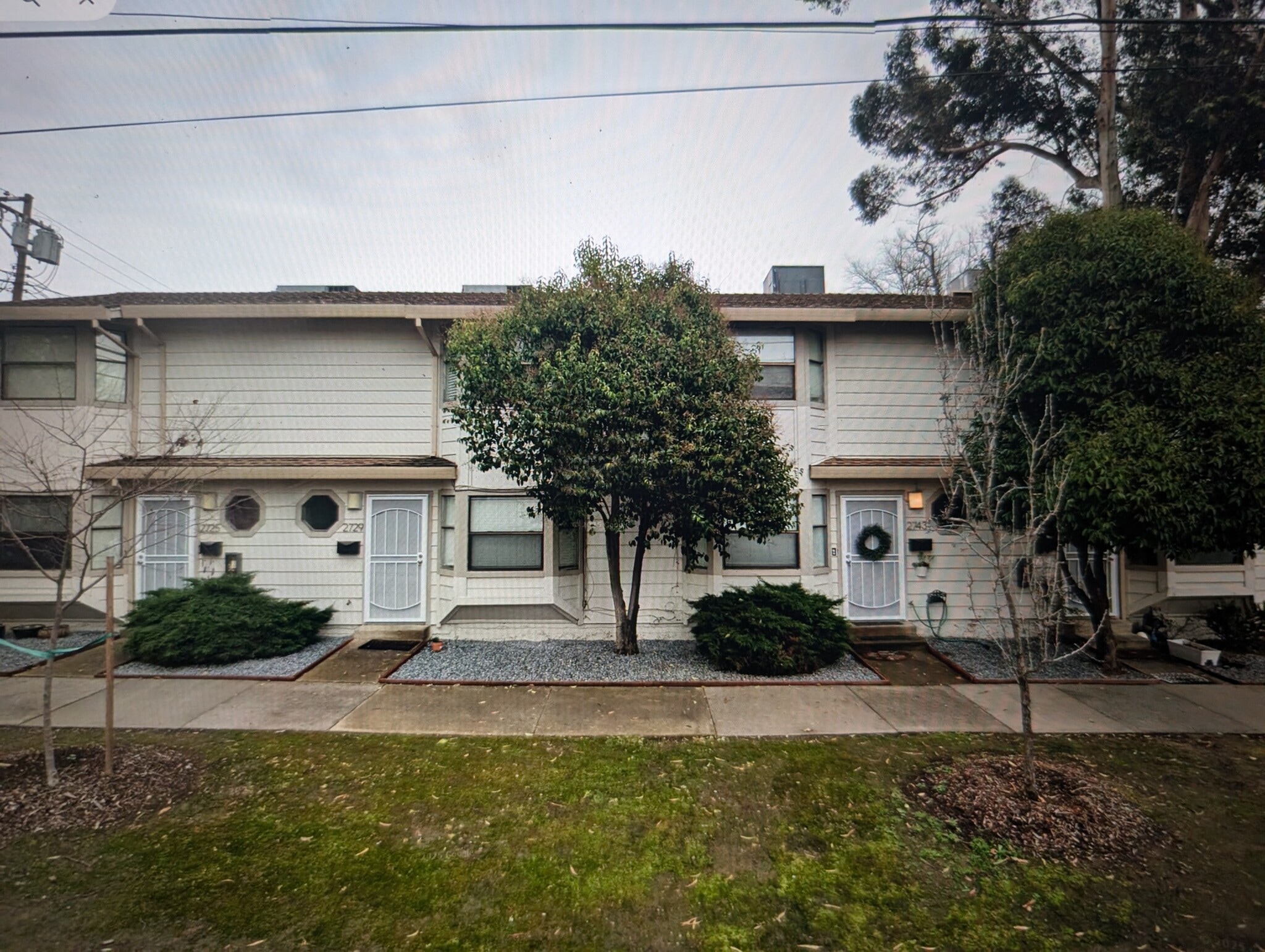 2747 24th St, Sacramento, CA for Sale