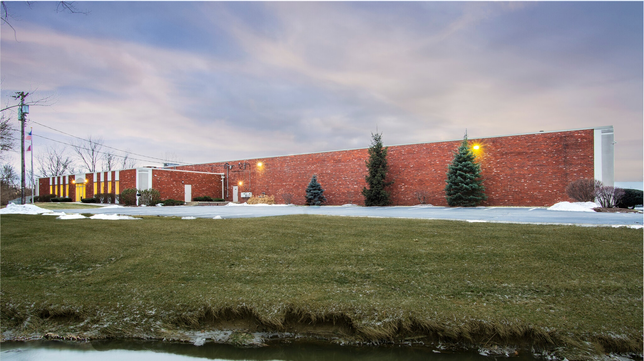 1504 Sadlier Cir S Dr, Indianapolis, IN for Sale