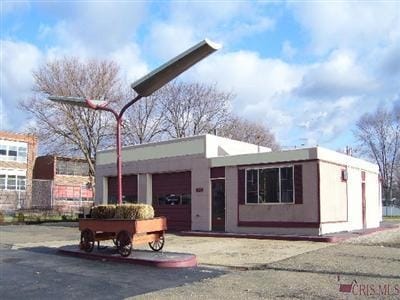 925 Tuscarawas Ave, New Philadelphia, OH for Sale