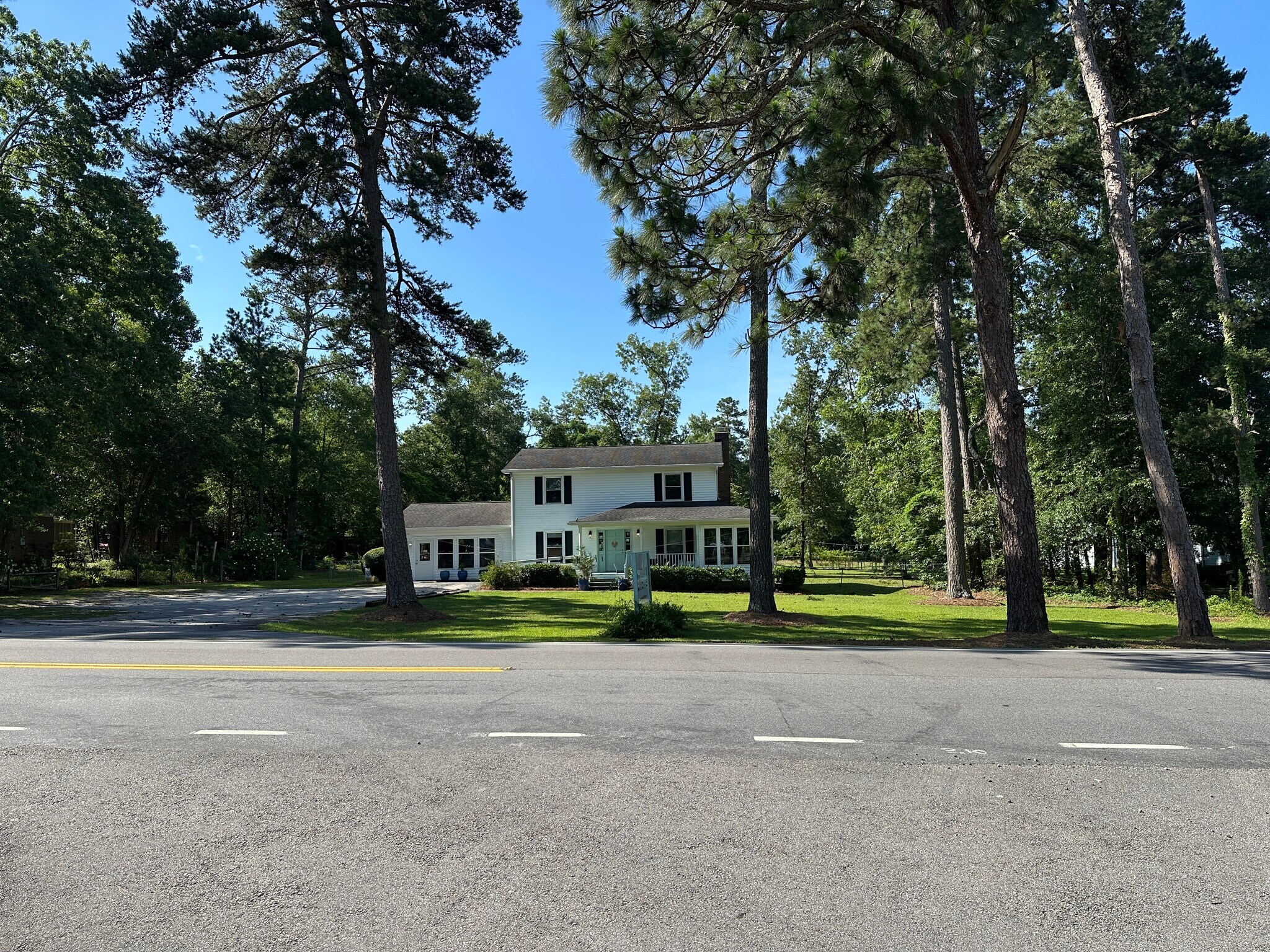 1301 Old Cherokee Rd, Lexington, SC for Sale