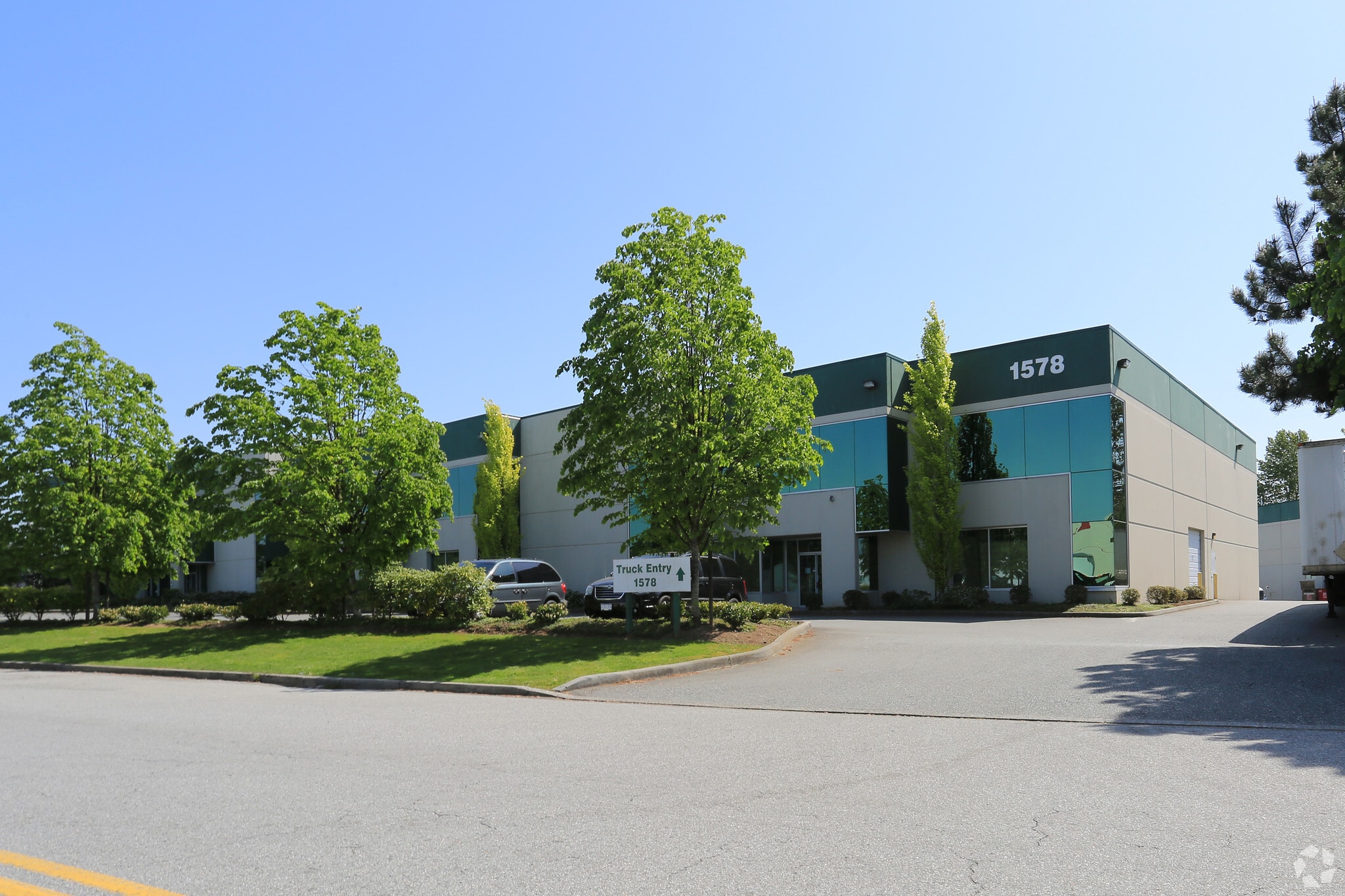 1578 Derwent Way Delta, BC V3M 6K8 Industrial Property for Sale on