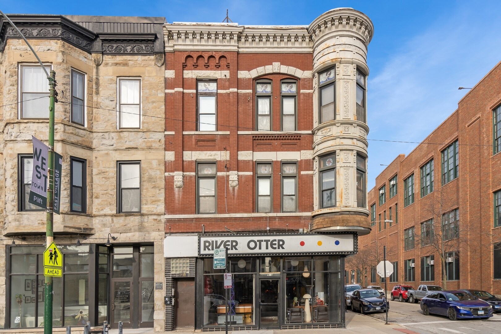 918 N Ashland Ave, Chicago, IL for Rent